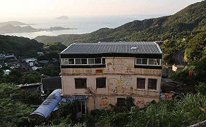 吳念真舊作談礦工爸爸「要死也要先吃一頓飽」 九把刀感動轉發：模模糊糊看完 