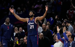 Embiid狂砍51分　率76人擊敗灰狼