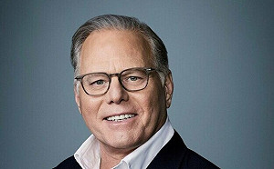 強強併! 華納兄弟探索公司與派拉蒙執行長討論合併 股價反而下跌