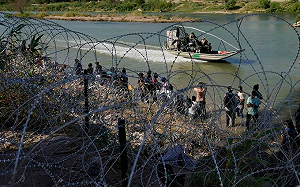 邊境移民法案國會闖關失敗  川普額手稱慶