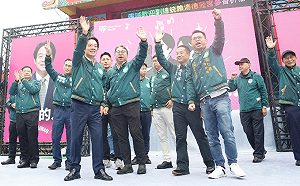 環島到桃園！賴清德盼速推桃機第三航廈、跑道　五大建設讓國門再進化