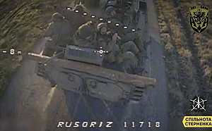 (影) 以1敵5 無懼死亡! 烏孤勇戰士打擊進犯俄軍 靠無人機協助全身而退