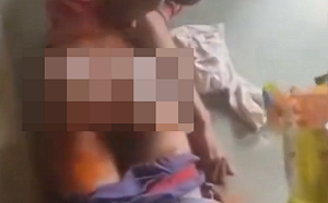 （影）印軍虐待克什米爾平民釀3死 棍棒毆打、辣椒粉撒屁股 殘忍畫面曝光