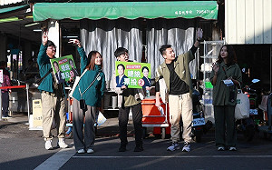 嘆藍、白貼錯誤標籤！綠青年部跨年深入學甲　宣講8年改革歷程獲支持