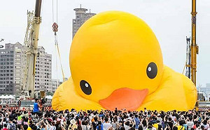 黃色小鴨1/27重磅重返高雄！陳其邁歡迎見證城市蛻變  