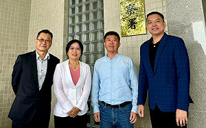 反賄選、假訊息 賴蕭高雄競總訪雄檢橋檢籲端正乾淨選風