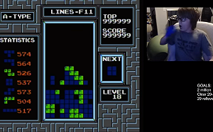 (影)手速之王！美國13歲少年攻破「俄羅斯方塊」 瞬間當機畫面震憾了他