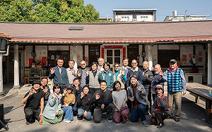 被指為權貴 文藝界齊聚吳音寧老家 馬世芳：這像權貴之家嗎？