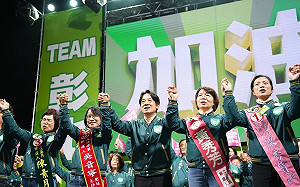 全台第一大縣催票！賴清德力薦彰化4女力 籲阻黑金、服貿、親中勢力再回來