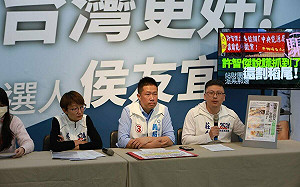 為鳳山儲能場撤案再摃上 鍾易仲、許智傑互批割稻尾！