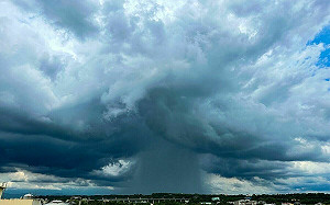大氣迷追雨去！氣象署免費特展登場  探索百年降雨變化