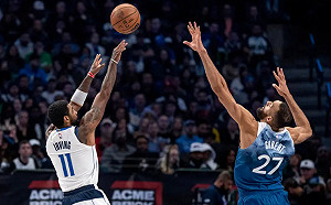 NBA／雙星狂砍69分！　Doncic狂讚Irving