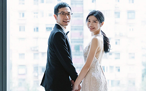 81萬YTR「蒼藍鴿」結婚了！甜蜜婚紗照曝光 網讚：郎才女貌