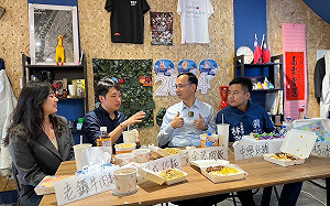 拚選戰也要吃美食 朱立倫陪林家興、羅廷瑋吃播在地美食