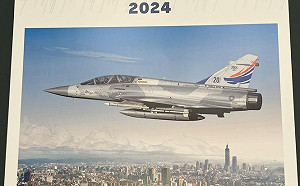 世界挺台灣！駐法代表曝光我戰機躍上法軍機商月曆