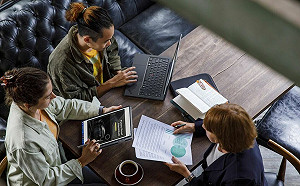 CES 2023》解鎖商務運算新體驗 Lenovo AI PC新品現身