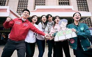 太陽花「這個世代」集結台北車站 號召青年返鄉投票 