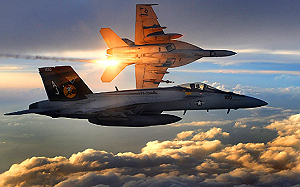 中美海上驚險對峙！2架美戰機衝向南昌艦 飛彈「垂發裝置」已打開