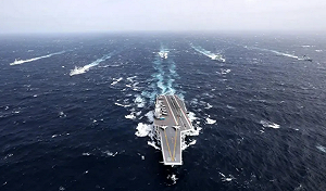 中國航母「遼寧」艦重返西太平洋 美軍緊急增兵應對緊張局勢!