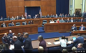 大川粉想質詢時 他起立走人! 杭特突然出席又突然離席聽證會 被控藐視國會