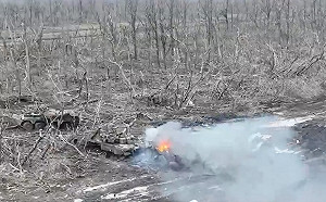 (影) 集束彈藥展神威 進犯俄軍遭團滅! 烏東抵禦俄逾百砲擊、無人機攻勢