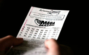 數學破解樂透！他10年「彩券狂中7.9億」