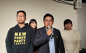 新竹市選區立委選舉四腳督  邱顯智自行宣布敗選