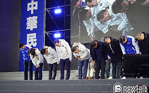 四度鞠躬道歉承認敗選 侯友宜盼執政者聽到人民心聲：台灣一定要團結