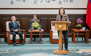 日台交流協會會長會見蔡英文 談賴清德勝選「展現蔡政府政策獲認同」