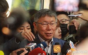 「小草識別證」滲入校園爭議 柯文哲批側翼團體反串、陷害民眾黨 