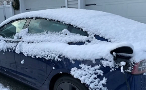 超級低溫！美國特斯拉電動車被「凍死」充電站無法充電