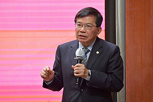長榮罷工投票「他家航空機師也能投」惹議！王國材：勞動部認定合法