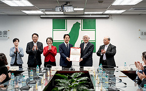 民進黨人士紛紛開通 Threads  溫朗東：為青年而戰才能拉攏年輕選票