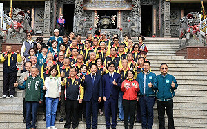 賴清德啟動全台謝票行程     首站參拜左營元帝廟提未來三重點