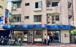 超哥餐廳工作人員無戴帽、抹布不潔！衛生局發出限期改善通知