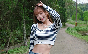 林襄做瑜伽伸展「肋骨根根凸出」！網嚇壞：皮膚隨時會被戳破