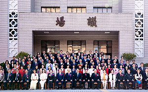 陳揆恭賀韓江當選立院正副院長 盼打造更溫暖堅韌的台灣