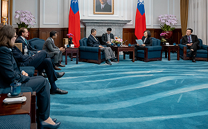 蔡英文盼完善新興生醫產業鏈　讓台灣成為亞洲創新生物製造重要基地