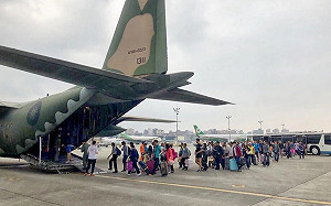 支援離外島春節疏運 國防部：2/7至2/15每日2架C-130待命