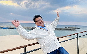 親曝回屏東過年必做3件事　潘孟安彈琴賀年：往「龍」纖合度的方向前進 