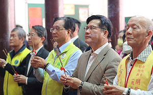 過年回雲林、彰化行程滿檔  林佳龍祈福：大家共同努力迎接挑戰