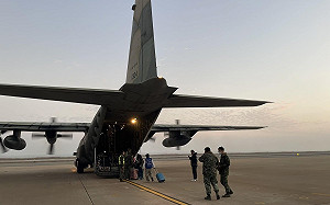 收假日金門航空站湧人潮！出動3軍機疏運 首班下午3時半起飛