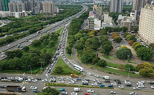 國道初一上午車潮湧現！高公局：下午仍有7處壅塞