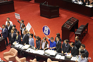 公務年改18%、所得替代率等深水區條文  23日朝野再戰