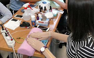 八仙塵爆兩年了　兩名嚴重患者赴美重建