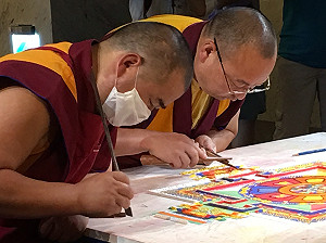 藏傳佛教沙壇城登台！宗博館公開製作秘辛