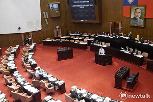 立院處理教職年改　廖國棟用阿美族語發言