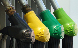 加油要快！ 油價回漲 汽柴油明漲3角