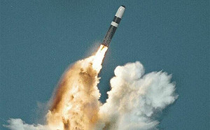 英潛艦試射三叉戟「直上直下」 媒體痛批：又一次尷尬失敗