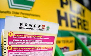 想領107億被拒絕! 男子買Powerball命中官網大獎號碼 官方 : 那是測試版